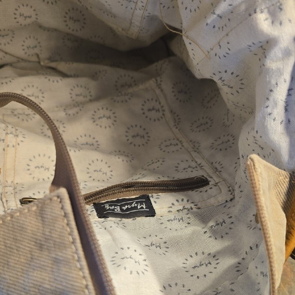 Myra Bag Tan and Cream Geometric Tote - Picture 3 of 5
